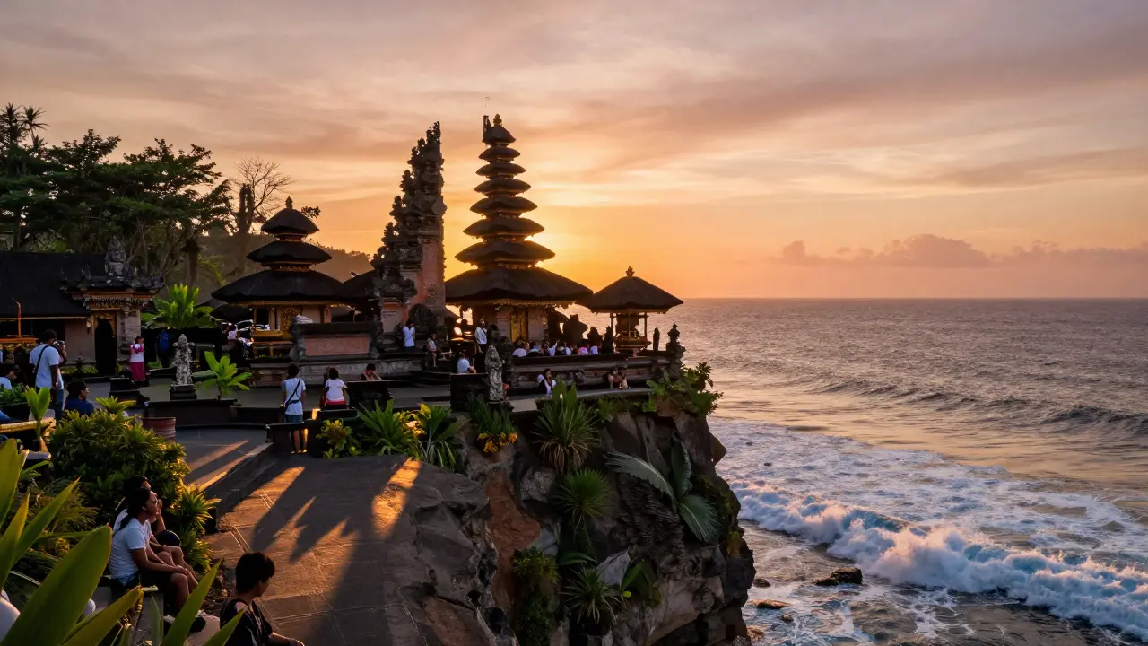 Tur Uluwatu Bali: Panduan Lengkap ke Pura Uluwatu, Sunset, dan Keunikan Budayanya